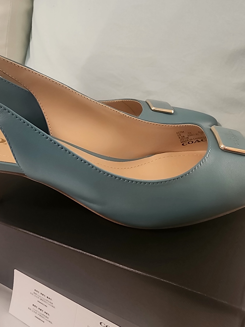 Coach Blue Green Pointed Toe Slingback Heels - Picture 9 of 13
